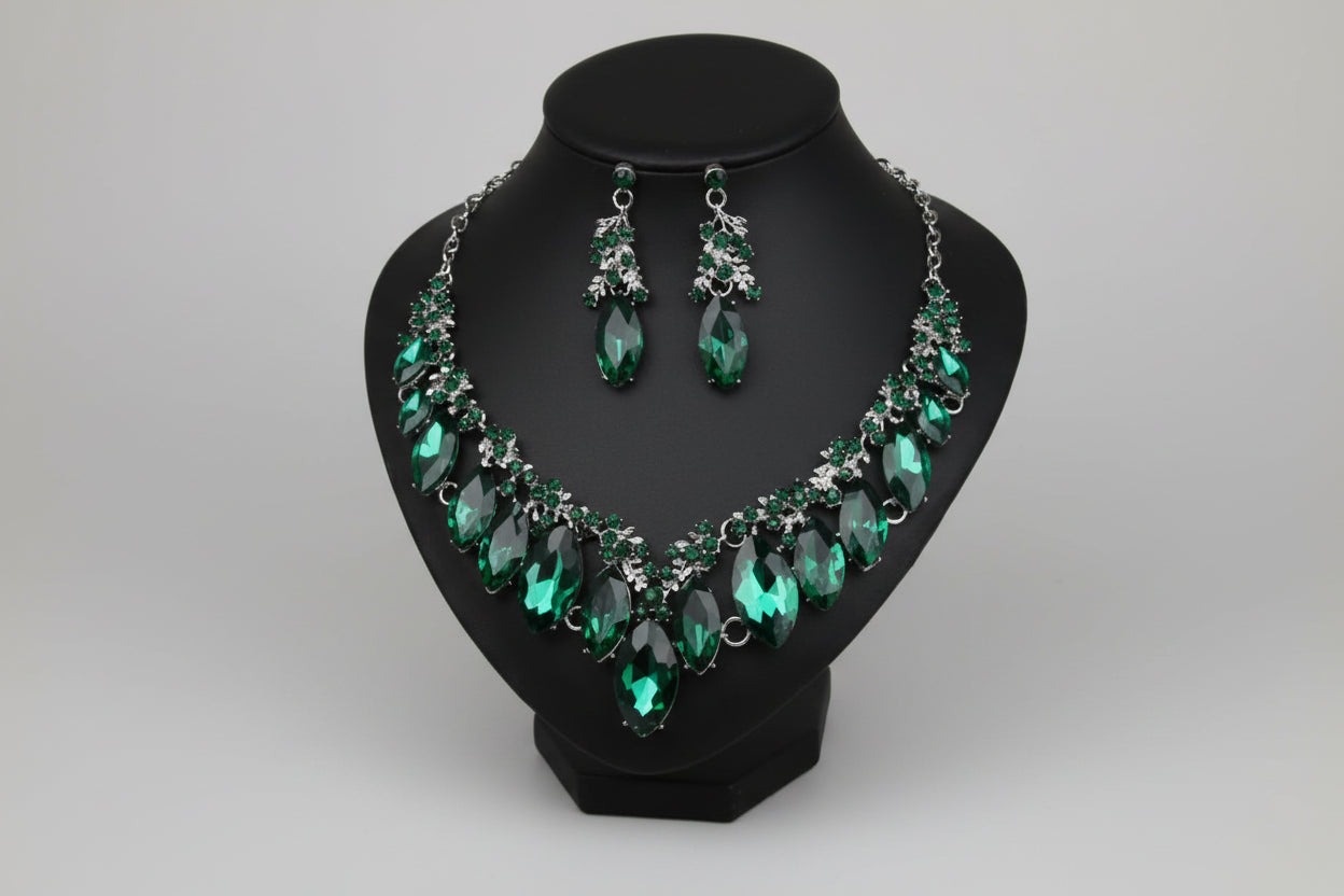 Parure de Luxe Waterproof "Éclat Éternel" - Acier Inoxydable  Ensemble Collier et Boucles d'oreilles Cristal